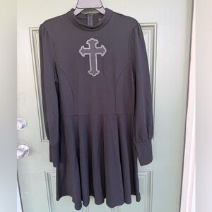 Killstar- mesh cross longsleeve dress